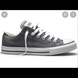 Converse Chuck Taylor All Star Low Top Sneakers Gray women’s size 6.5